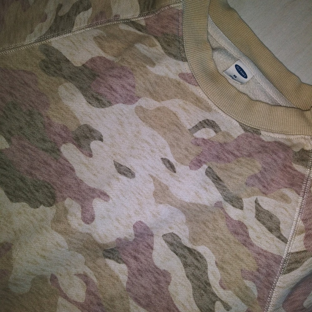 Old Navy Womens Camouflage Print Raglan Sleeve Crewneck Sweatshirt XS